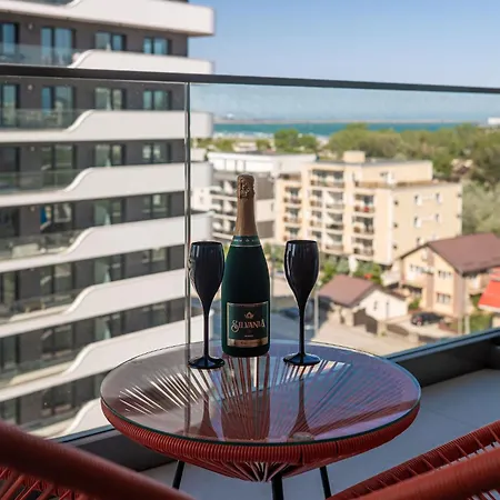 Silver Splash In Odyssey Pool & Fitness Appartement Năvodari