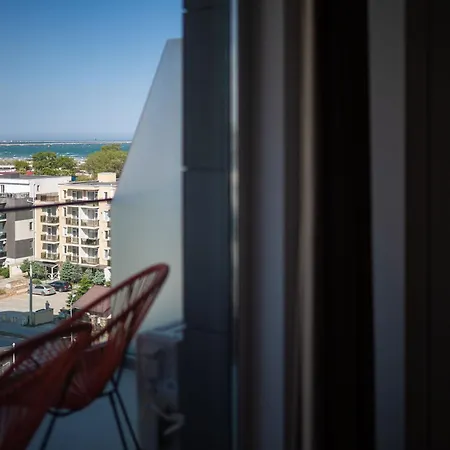 Apartment Silver Splash In Odyssey Pool & Fitness Navodari