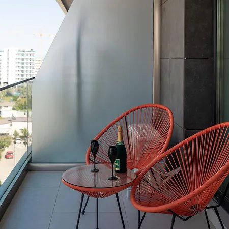 Apartment Silver Splash In Odyssey Pool & Fitness